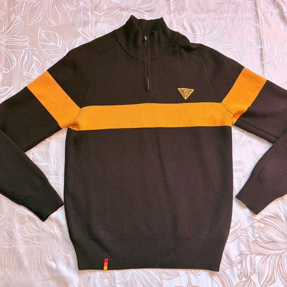 BRP Black and Gold 1/4 Zip-Up Sweater - Medium